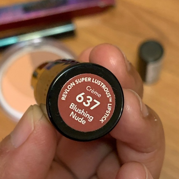 fenty beauty, revlon and covergirl make up bundle - Picture 4 of 7